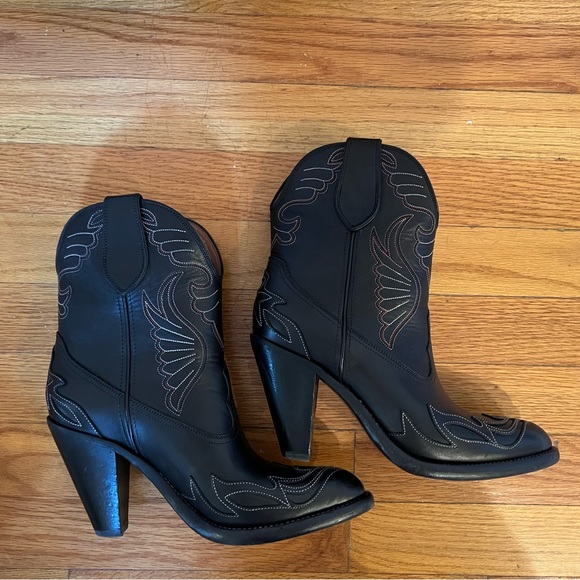 Givenchy Leather Western Ankle Boot - Picture 3 of 9